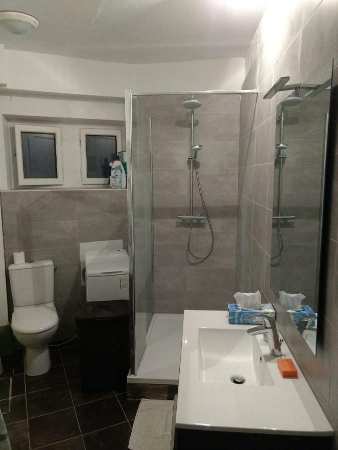 Centre-ville Proche Et Thermes Privatunterkunft